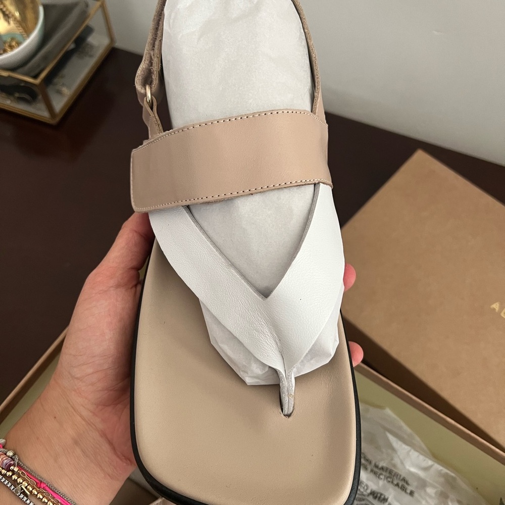 Alohas Sandals